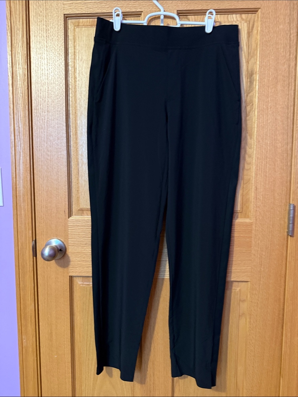 Athleta Black Pull-On Venice Beach Pants